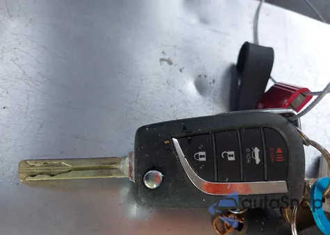 2020 Toyota Corolla Le из США, поврежденный, VIN JTDEPRAE6LJ096151